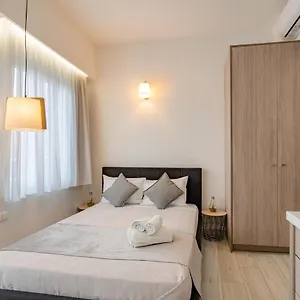 Apartment White & Gray, Rethymno